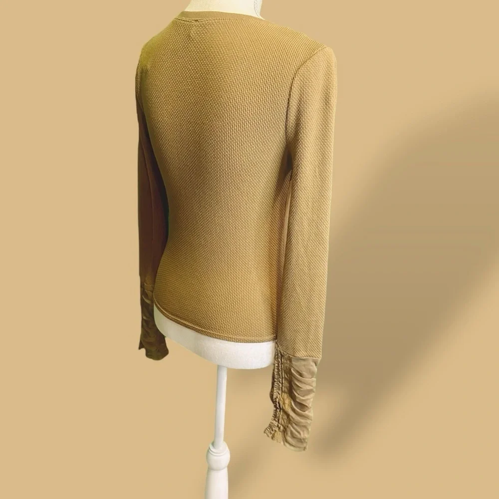 NWOT Free People ‘Wear Me Out’ Thermal Mesh Lace Cuff Sleeve Top in “Olive Leaf”